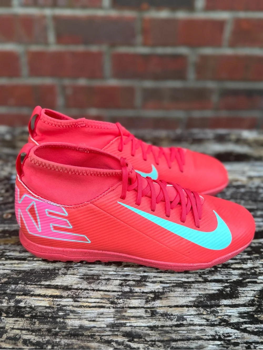 Nike Jr. Mercurial Superfly 10 Club TF Sz 5.5Y (Women-7)High-Top Soccer Shoes X2